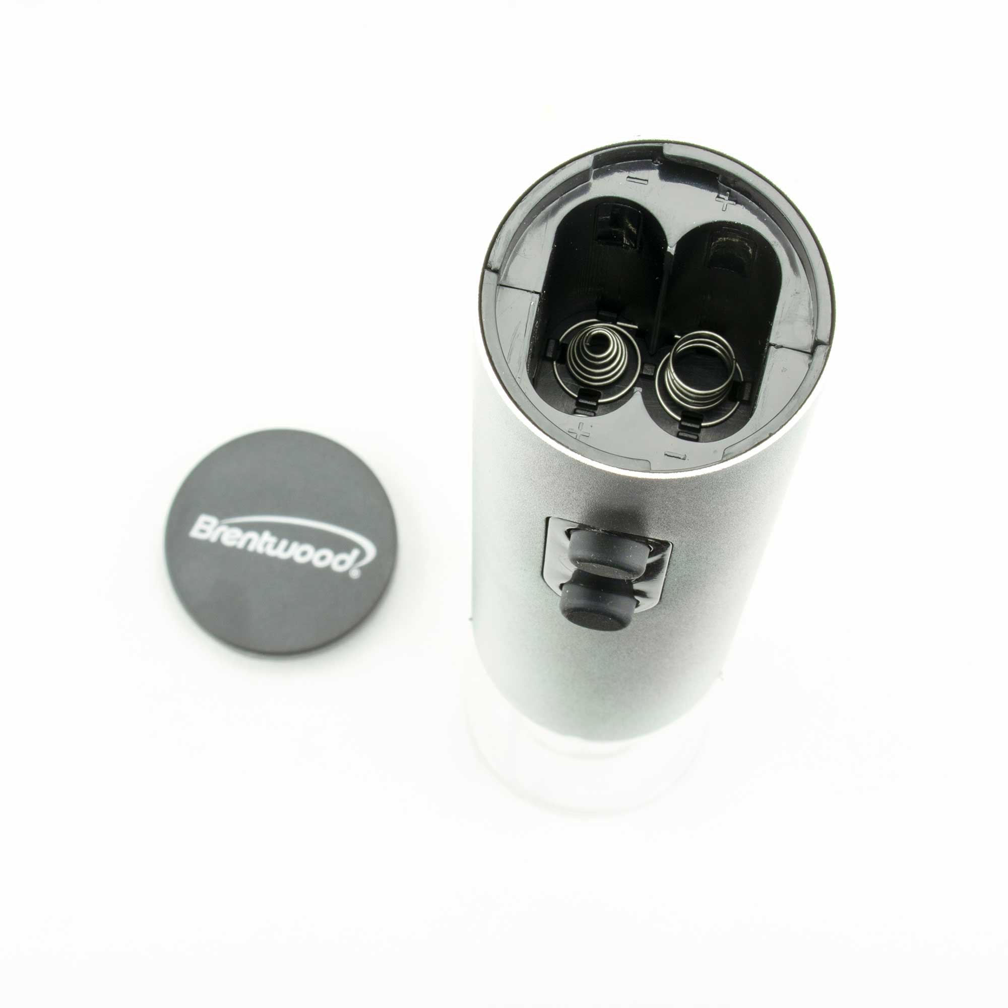 Brentwood WA-2001S Electric Wine Bottle Opener with Foil Cutter, Vacuum Stopper, and Aerator Pourer, Silver